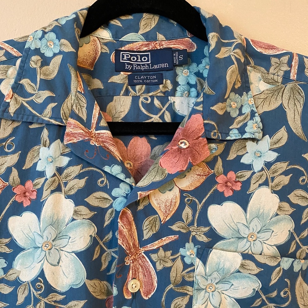 Polo by Ralph Lauren Mens Hawaiian
Vintage Camp
Shirt Size S